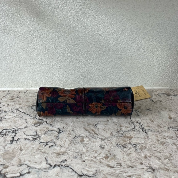 Patricia Nash Black Cosmetic Bag with Floral Design - Picture 5 of 8